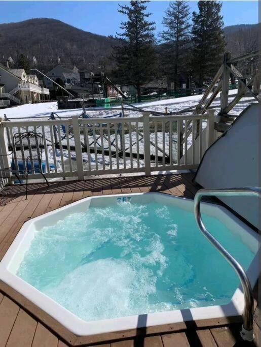Gorgeous New Zen Suite Sleeps 4-Ski On Off Jiminy Hancock Esterno foto