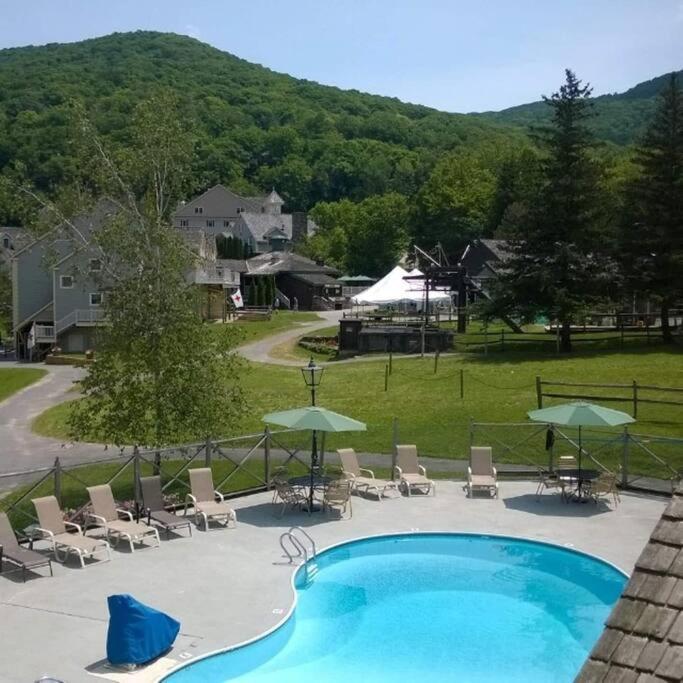 Gorgeous New Zen Suite Sleeps 4-Ski On Off Jiminy Hancock Esterno foto